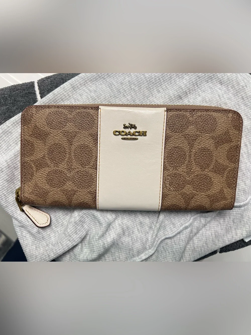 Large Coach Signature Wallet